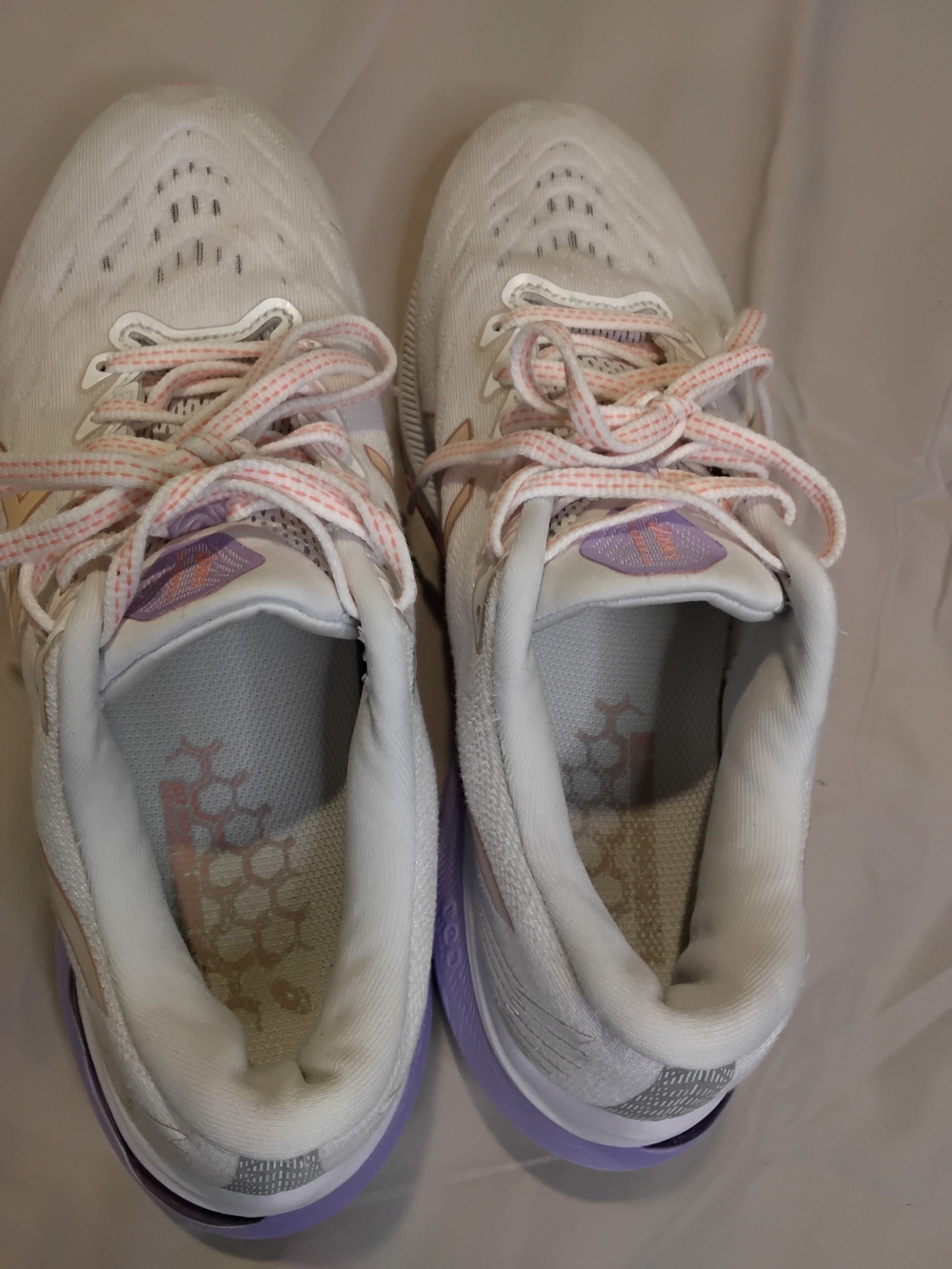 Asics GT 2000 11 Women's Sz 9 White Orange Running Shoes. - Picture 7 of 14